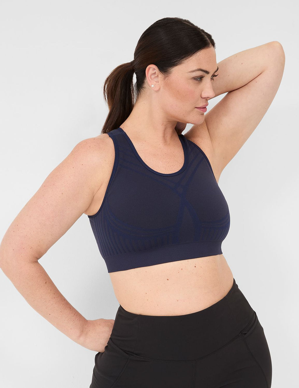 LIVI RT3 Wireless Seamless Sports Bra with Medium Impact