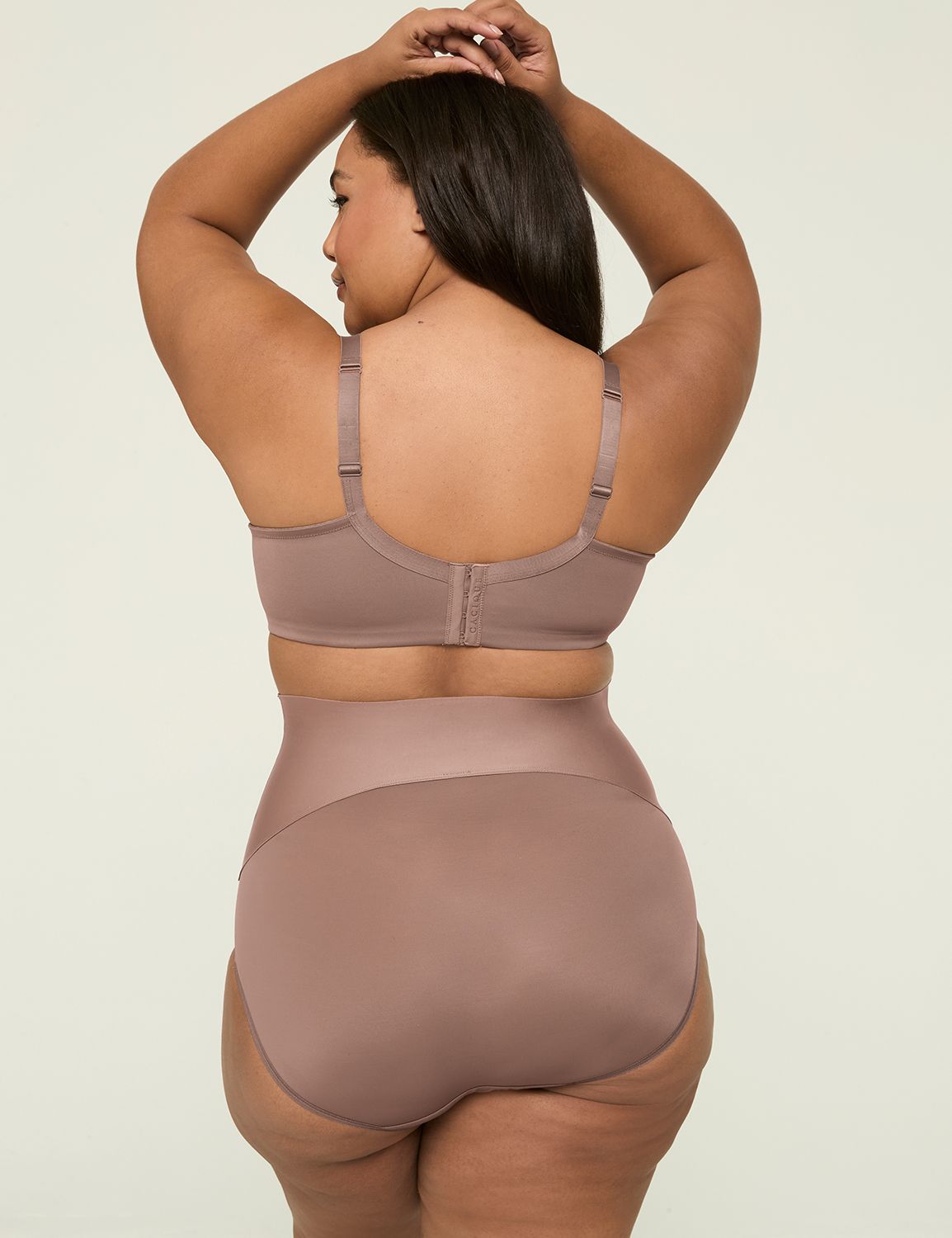 LIVI RT3 Wireless Seamless Sports Bra with Medium Impact