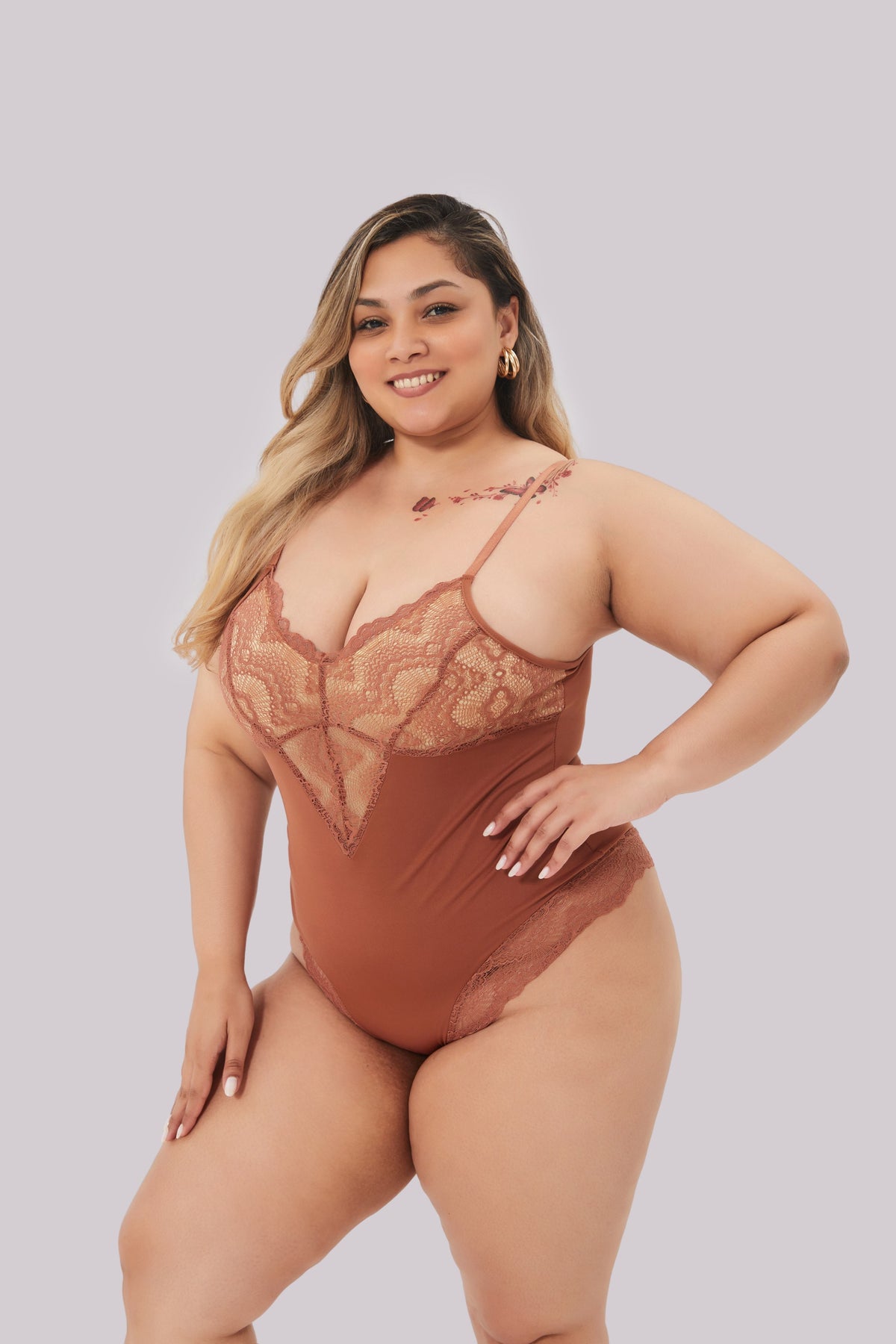Be Yourself� Rosaline's Mots - Shapewear Lace Bodysuit